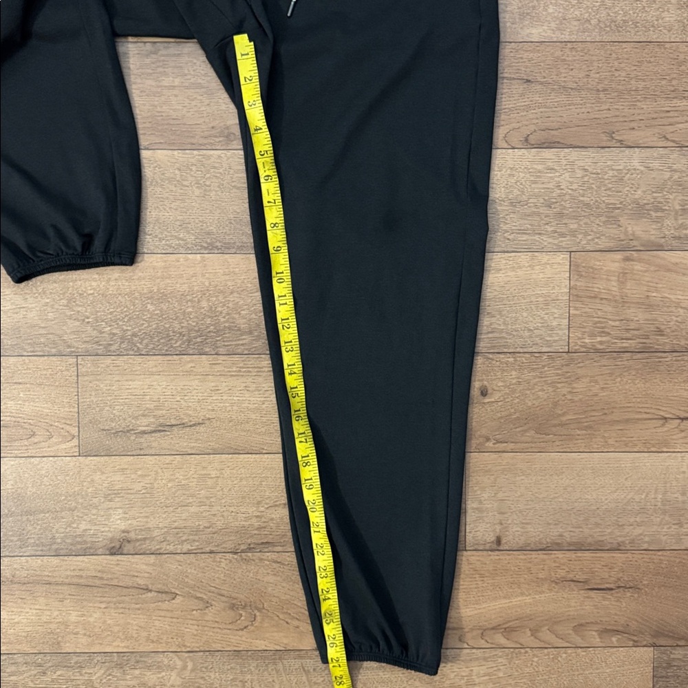 Vuori Size Large Men’s Ponto Performance Pant Black Heather Workout Training Gym - Picture 12 of 12
